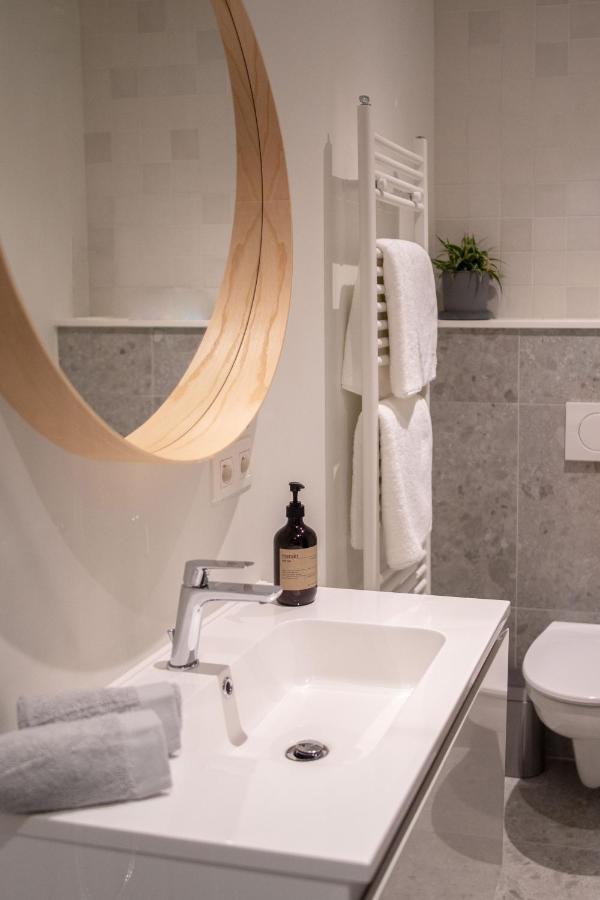 Kalande Hotel Gand Esterno foto