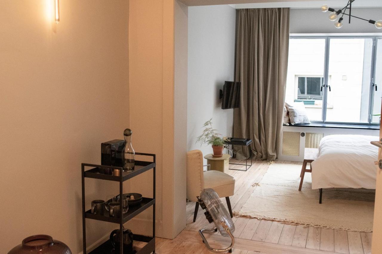 Kalande Hotel Gand Esterno foto